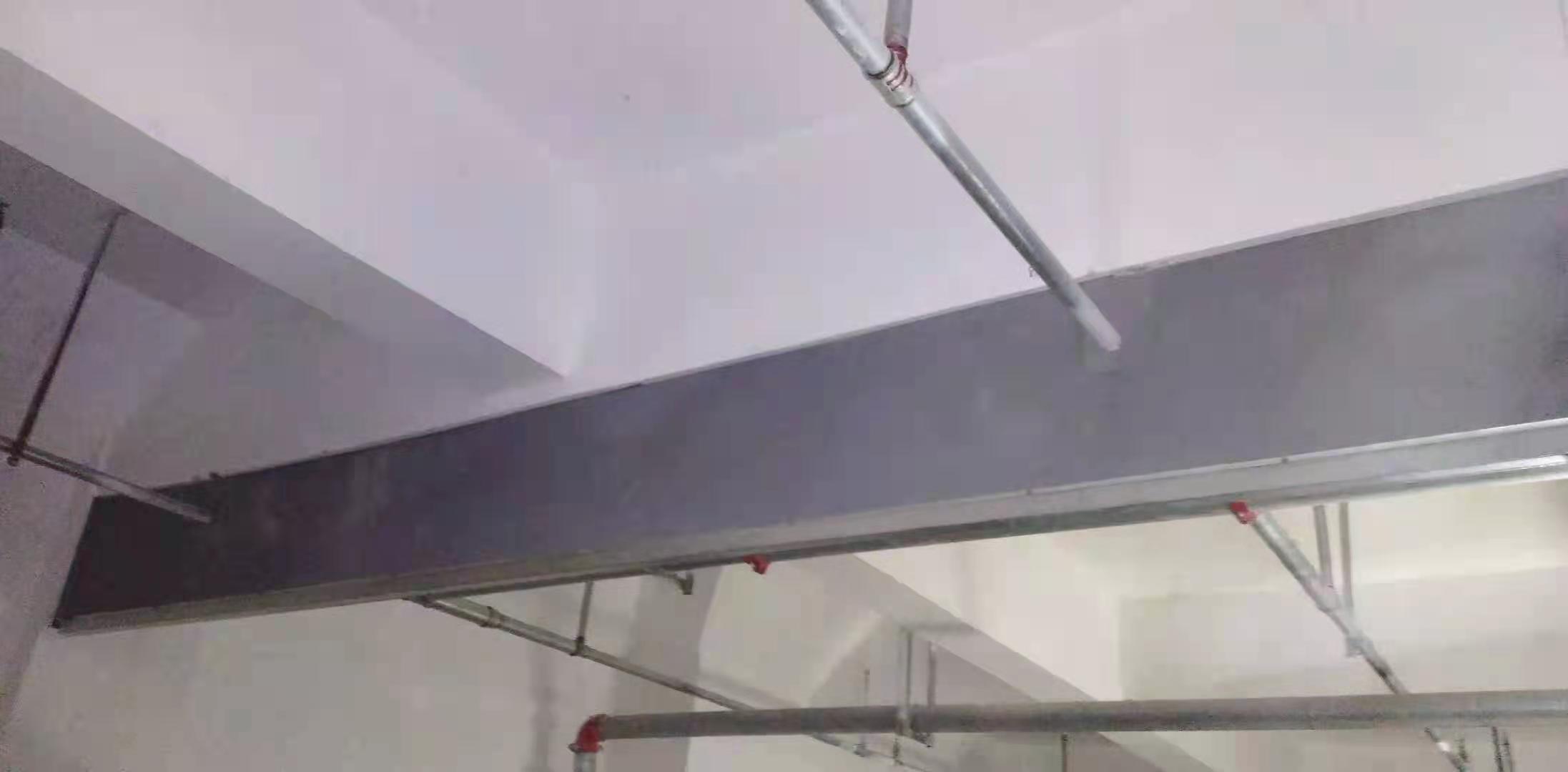 山东挡烟垂壁的四种主要生产材料